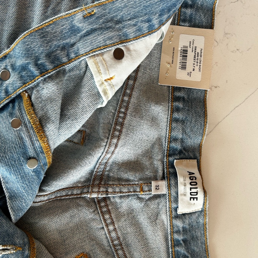 Agolde Blue Jean Shorts Frayed Hem - Picture 3 of 5